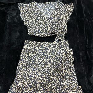 Daisy 2 Piece Set from SHEIN